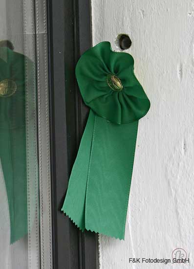 verein- 128