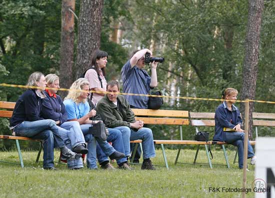 verein- 235